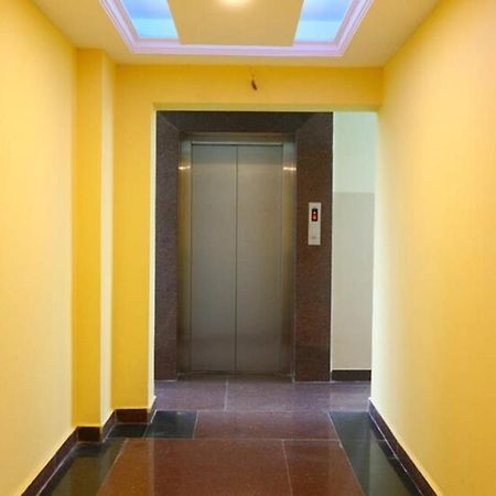 Hotel Titanium Tower Chennai Bagian luar foto