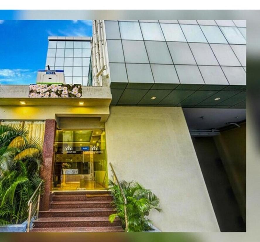 Hotel Titanium Tower Chennai Bagian luar foto